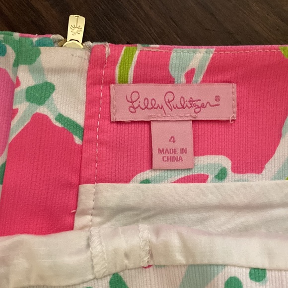Lilly Pulitzer floral mini skirt - Picture 2 of 4